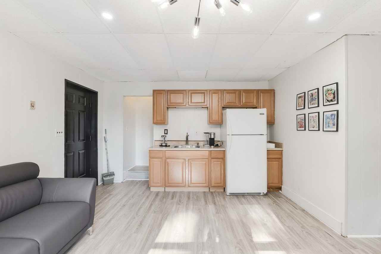 64 Montebello Rd #1466575P - Photo 4 of 50