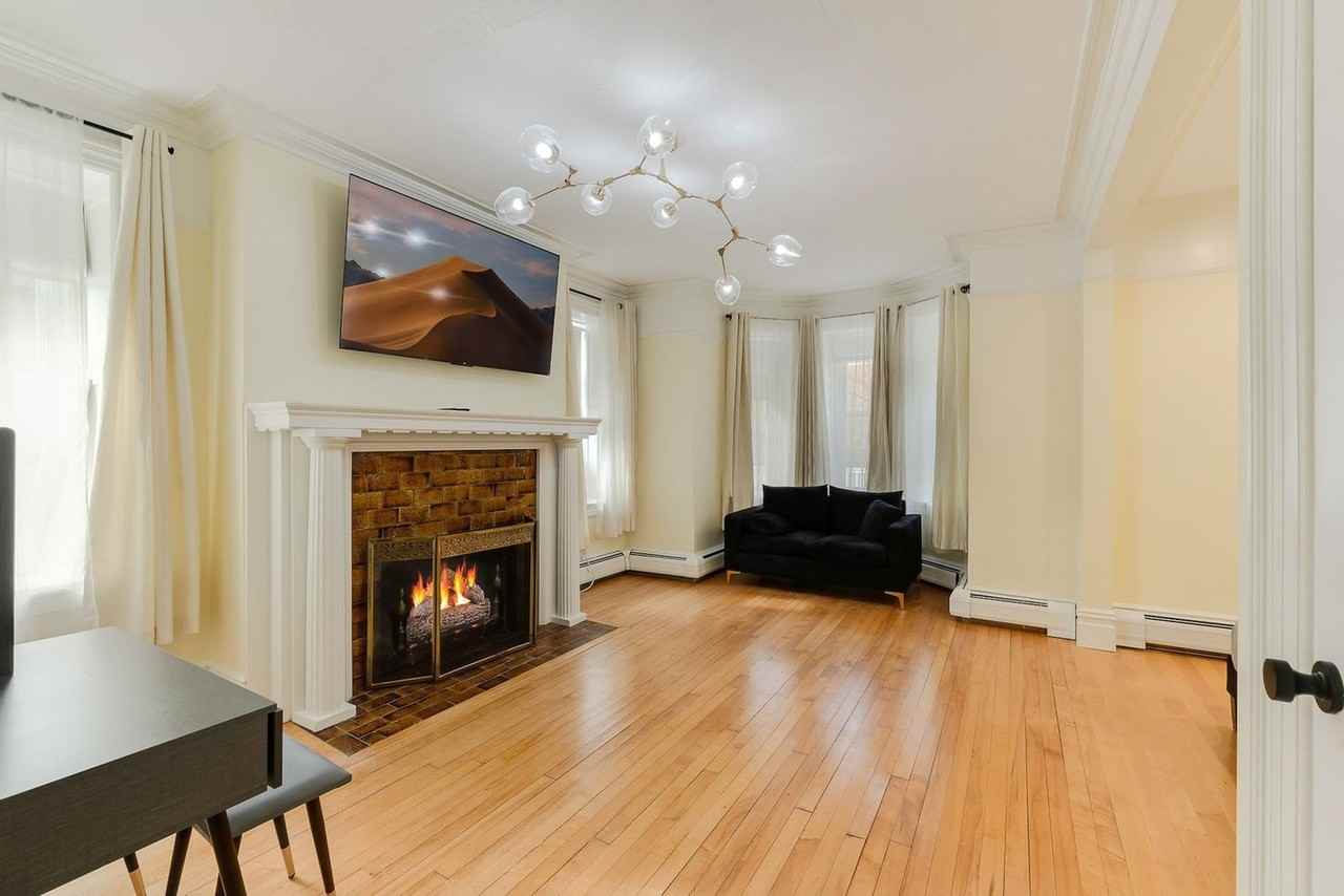 64 Montebello Rd #1466575P - Photo 5 of 50