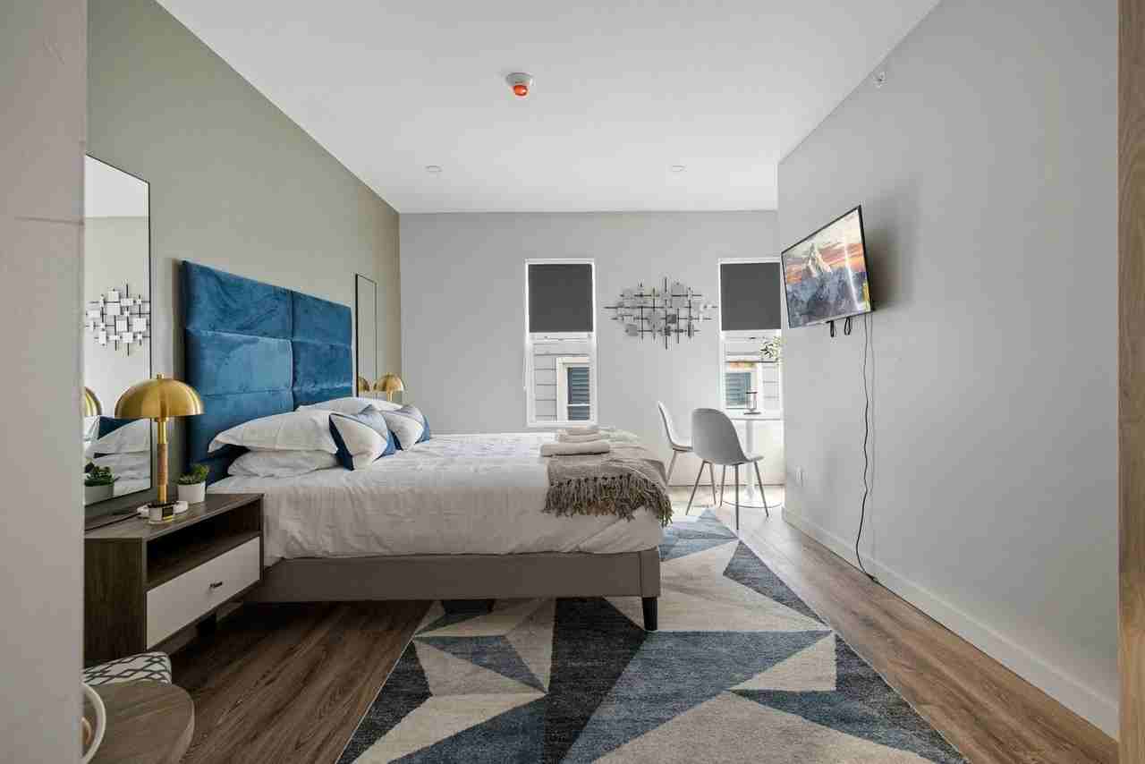 89 Cottage St #1466614P - Photo 2 of 17