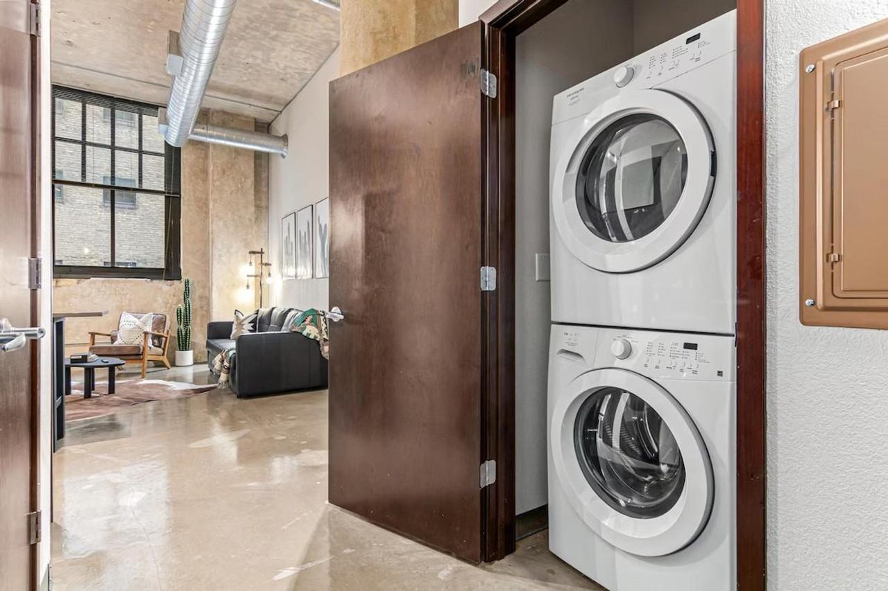 301 7th Ave N #1468094P - Photo 4 of 50