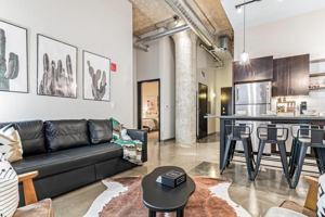 featured image of 301 7th Ave N