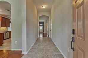 10022 Elkwood Glen Ln - Photo 4 of 48