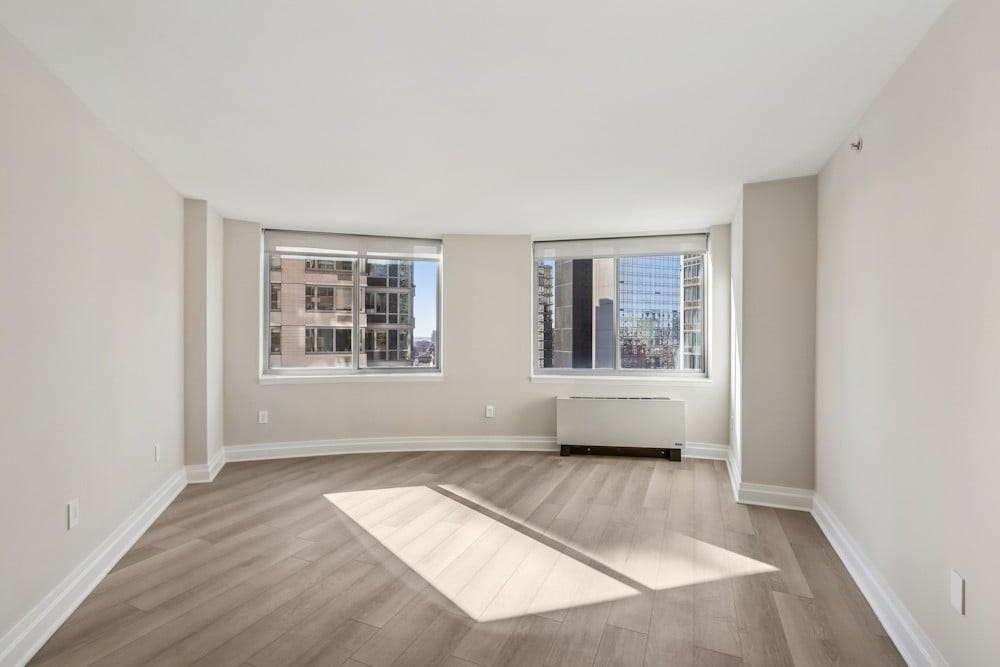 Avenue Of The Americas #29 - Photo 3 of 7