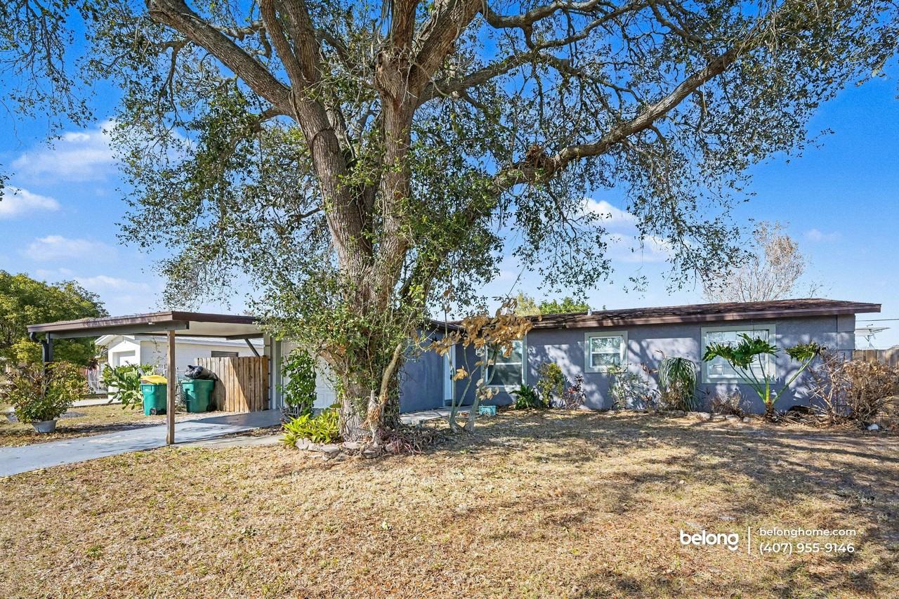 2756 Locksley Rd - Photo 2 of 19