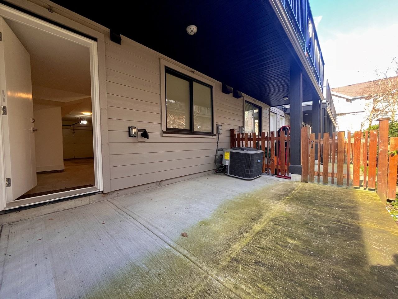 19749 55 Avenue #32 - Photo 4 of 37