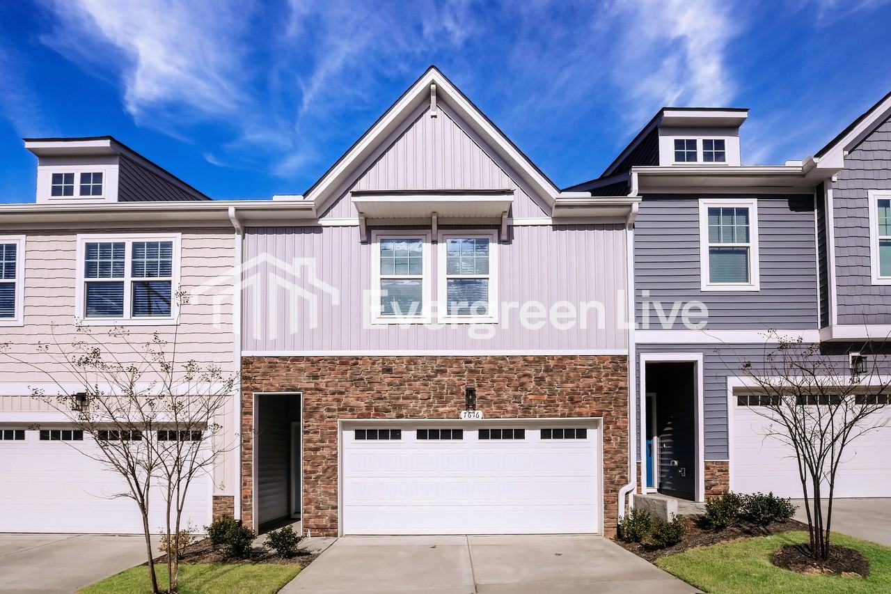 7616 Waypond Ct - Photo 2 of 16