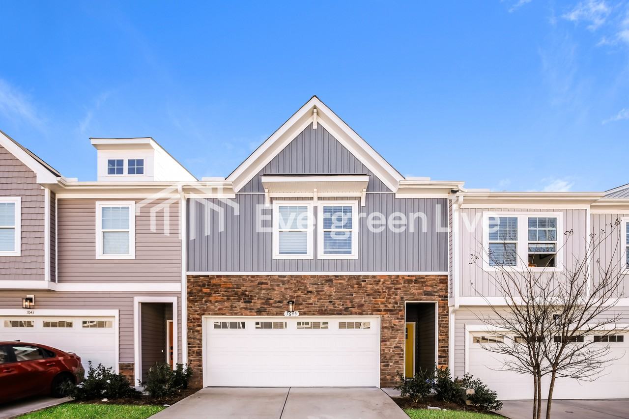 7645 Waypond Ct - Photo 2 of 16