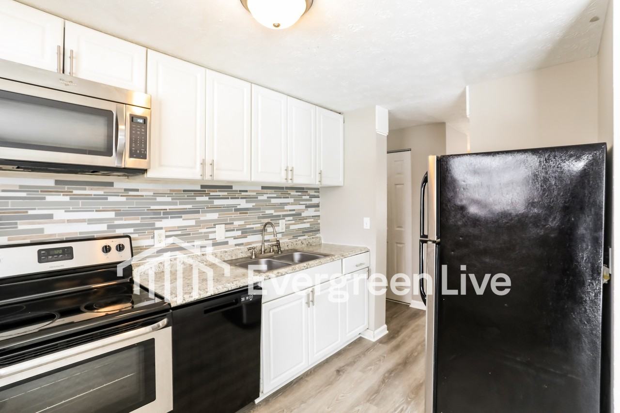 10268 Hawkhurst Dr - Photo 7 of 15