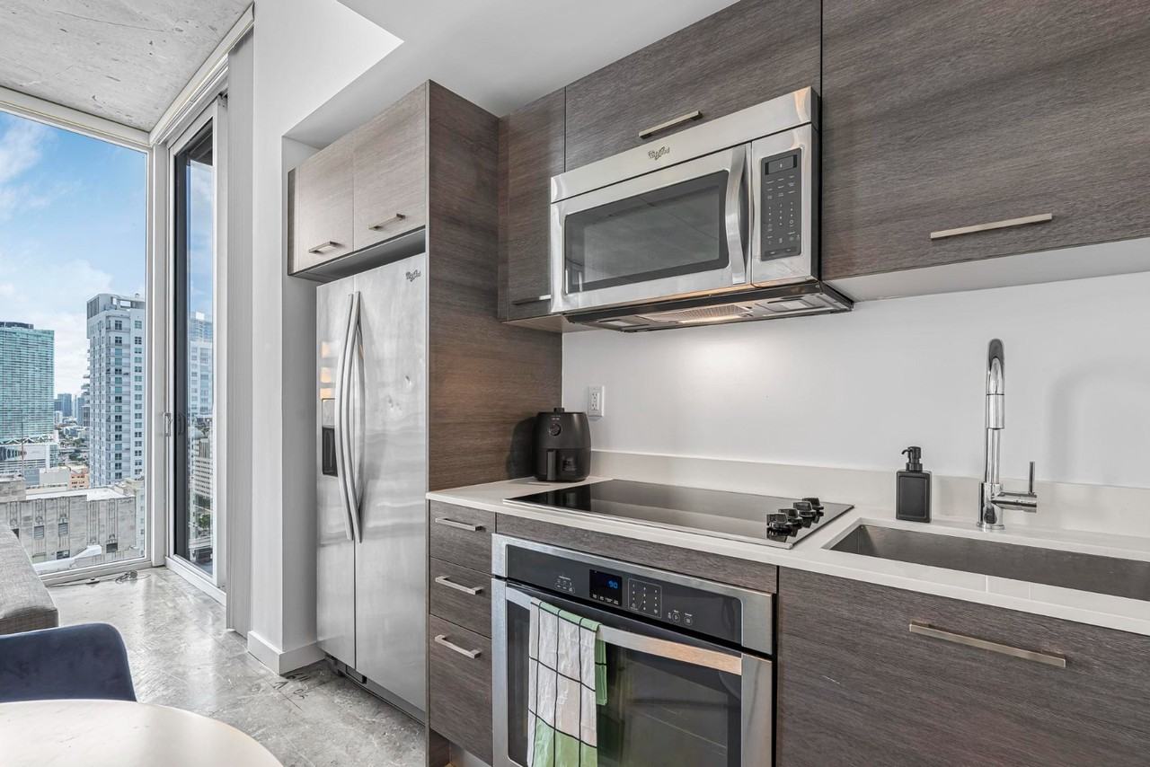 151 Southeast 1st Street #2804 - Photo 5 of 23