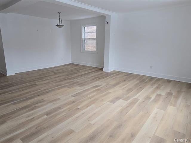 5822 Rue de Terrebonne #5822 - Photo 3 of 15