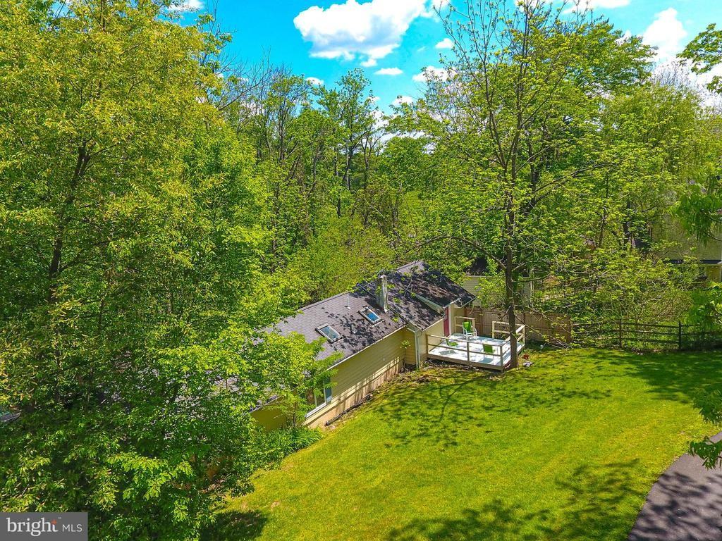 5496 York Rd - Photo 7 of 34