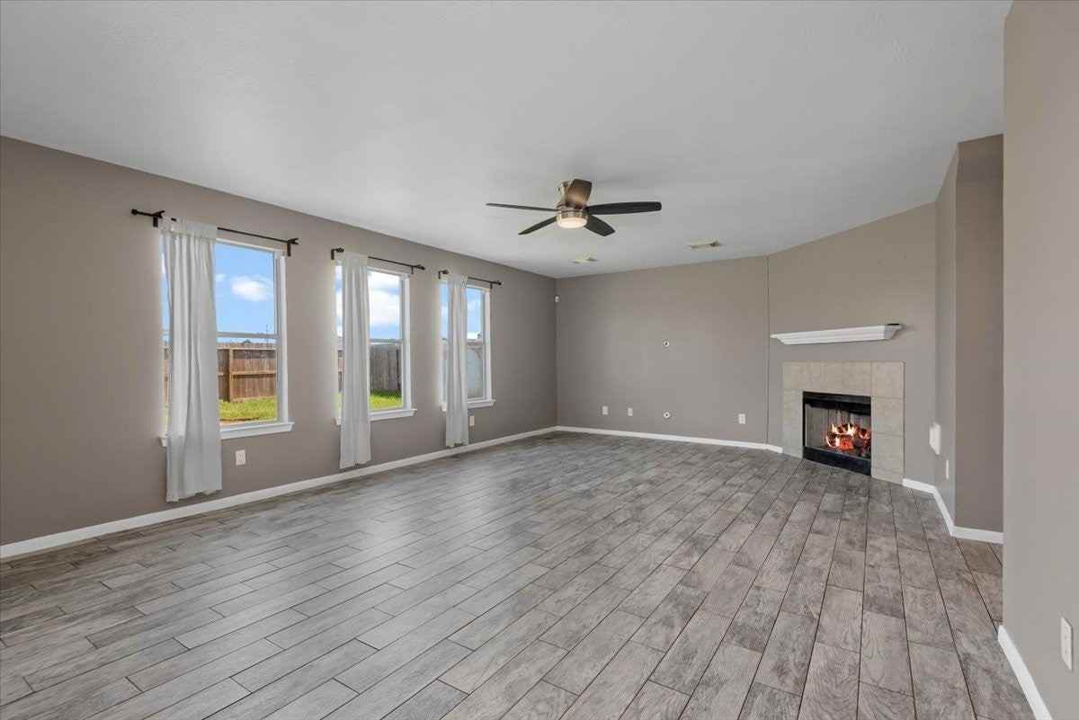 1518 Weiland Manor Ln - Photo 7 of 37