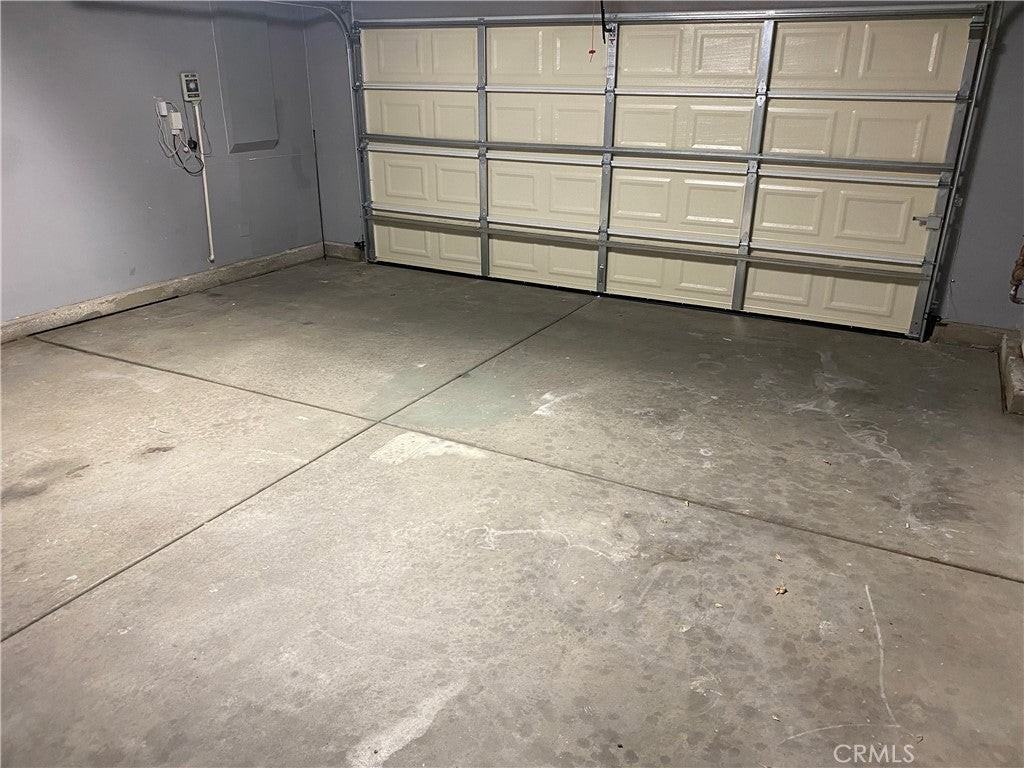 16557 Denham Ln - Photo 7 of 12