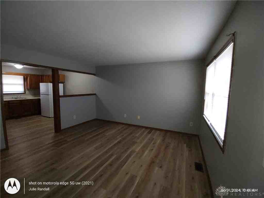 7 S Maple St ##B - Photo 2 of 12