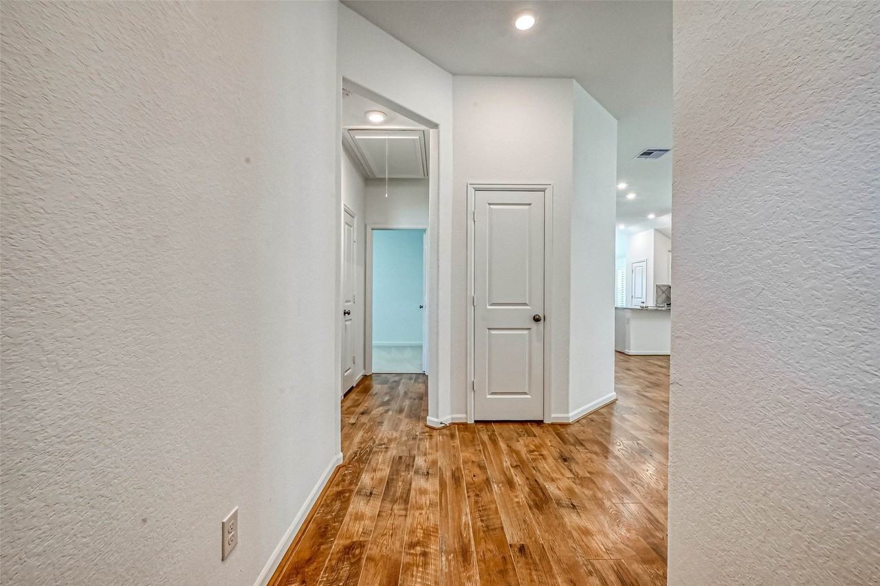 3631 Homestead Ridge Ln - Photo 4 of 29