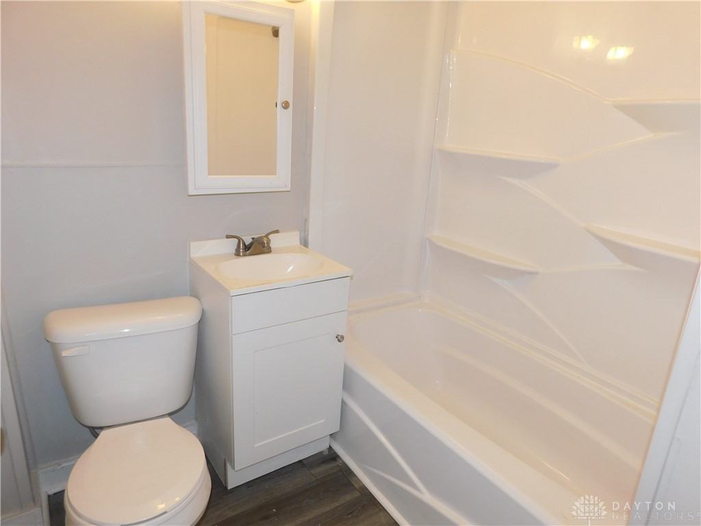 900 Grant St ##902 - Photo 5 of 10