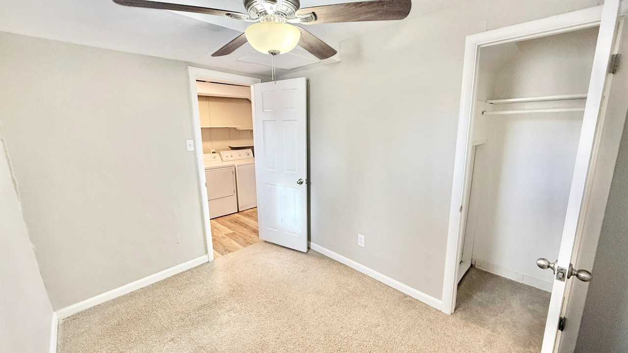 300 Washington Ave #304 - Photo 2 of 12