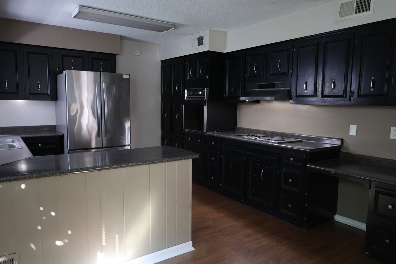 214 Oakleaf Dr #NA - Photo 5 of 38