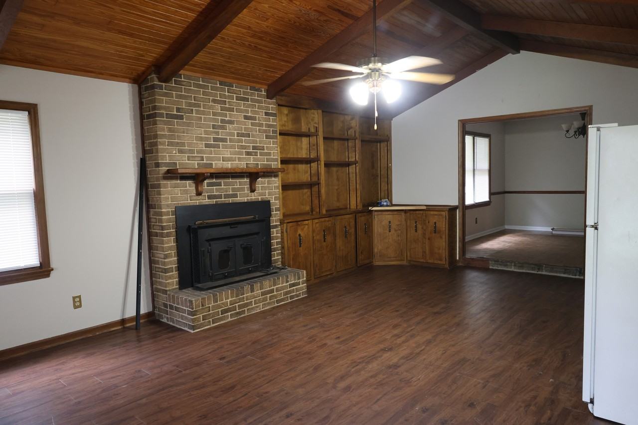 213 Merrywood Dr #NA - Photo 4 of 45