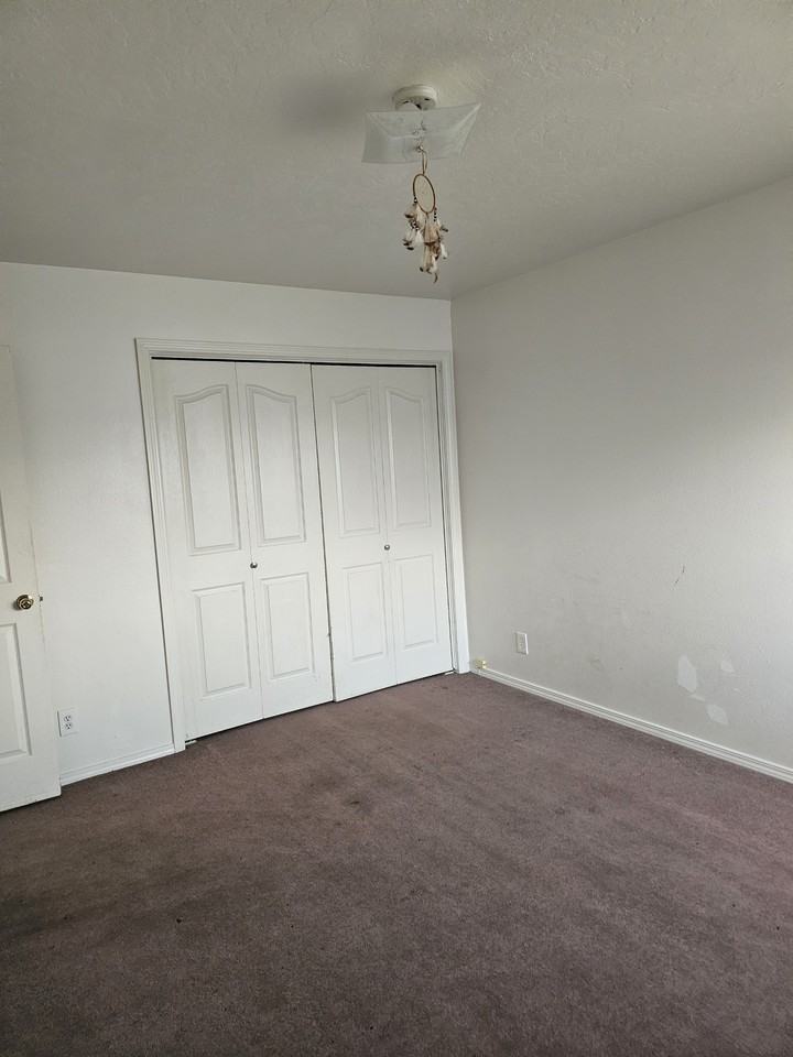 2120 Stace St #4 - Photo 6 of 14