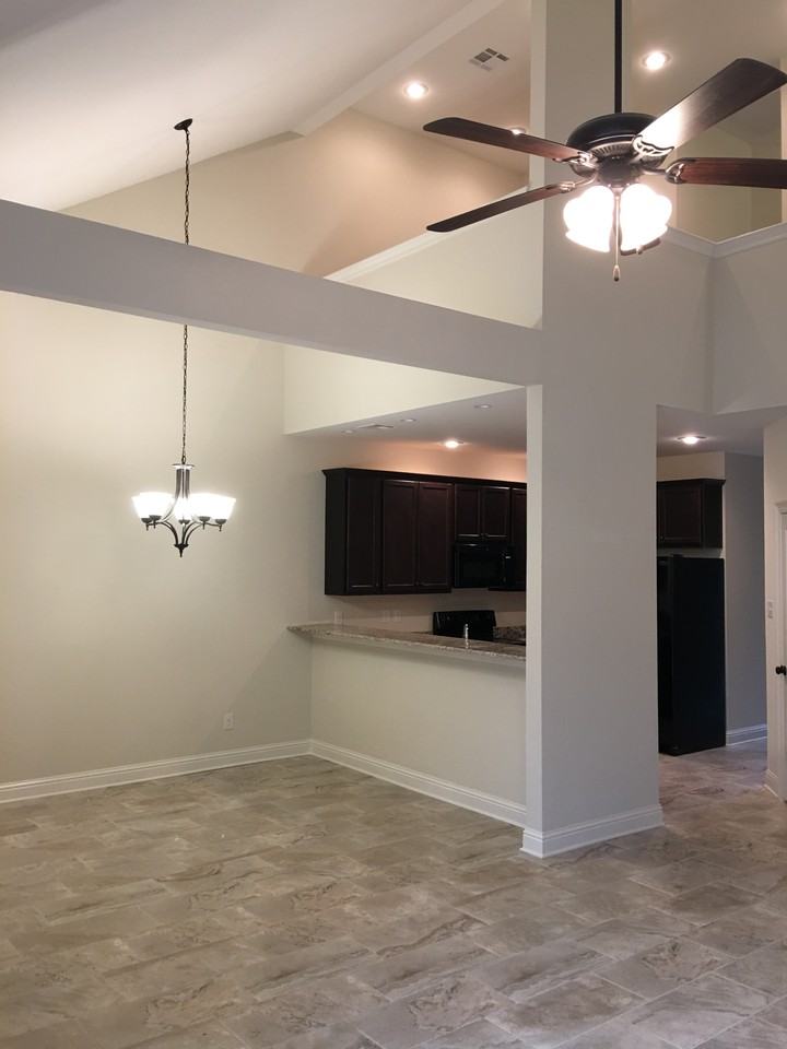 708 Heavens Dr #E - Photo 3 of 15