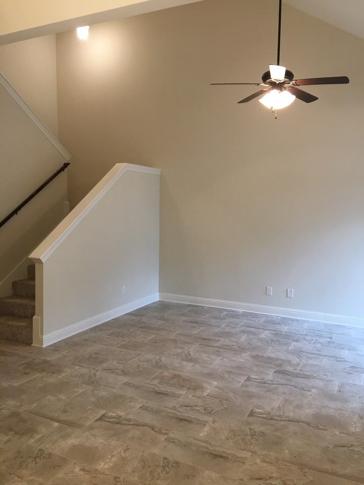 708 Heavens Dr #E - Photo 7 of 15