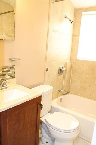 24 Quincy St #2 - Photo 5 of 16