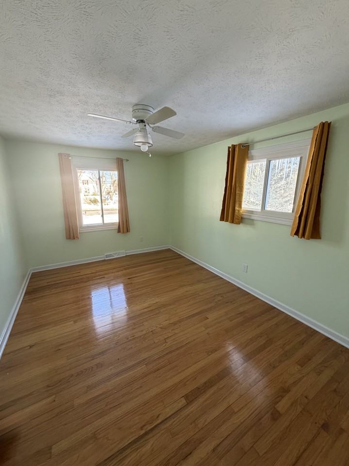 37910 Aurora Rd #NA - Photo 2 of 18