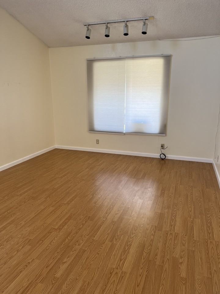 1879 Pheasant Dr #NA - Photo 3 of 15