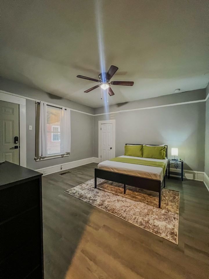 1933 James Ave #NA - Photo 3 of 11