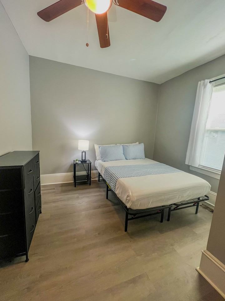 1933 James Ave #NA - Photo 4 of 11