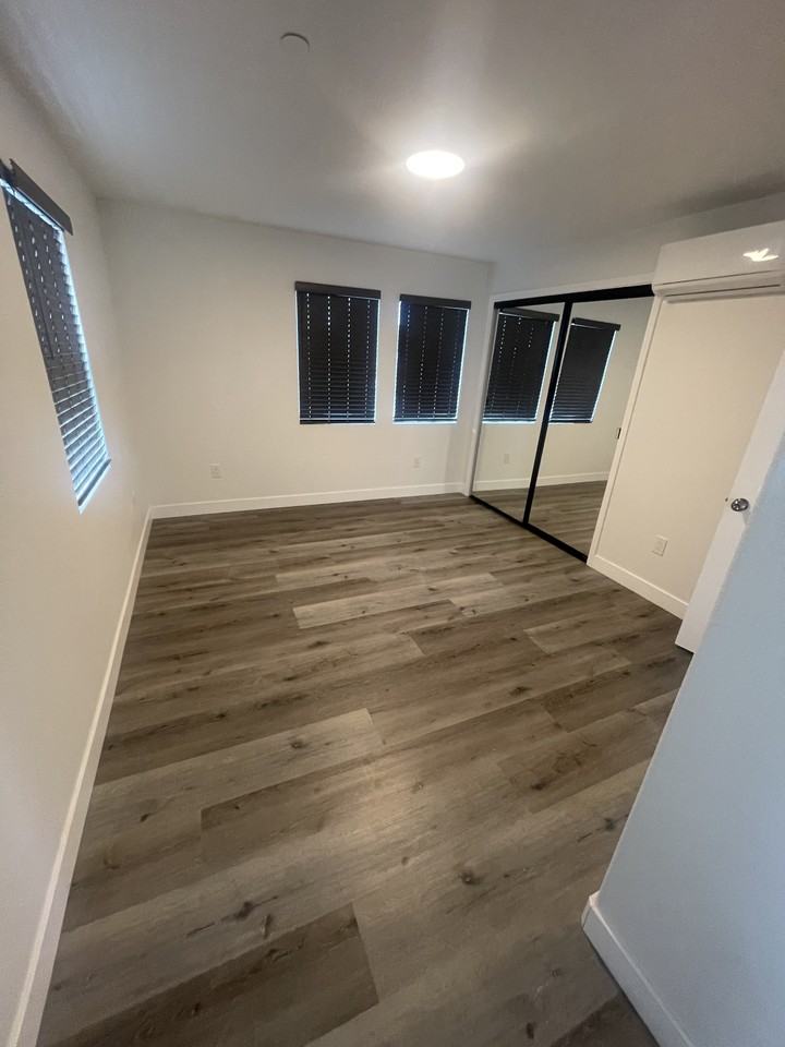 24997 Oneil Ave #1A - Photo 2 of 8