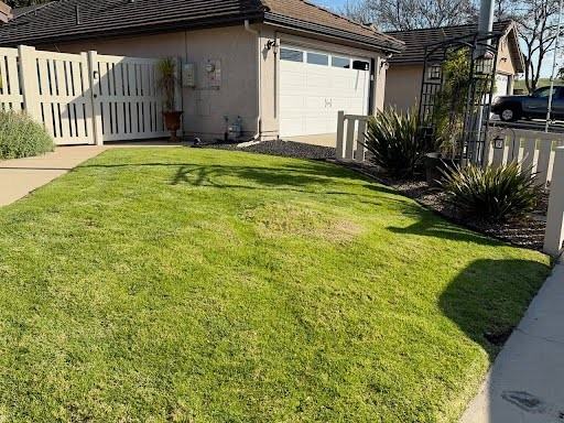 119 Riverside Ct #NA - Photo 3 of 13