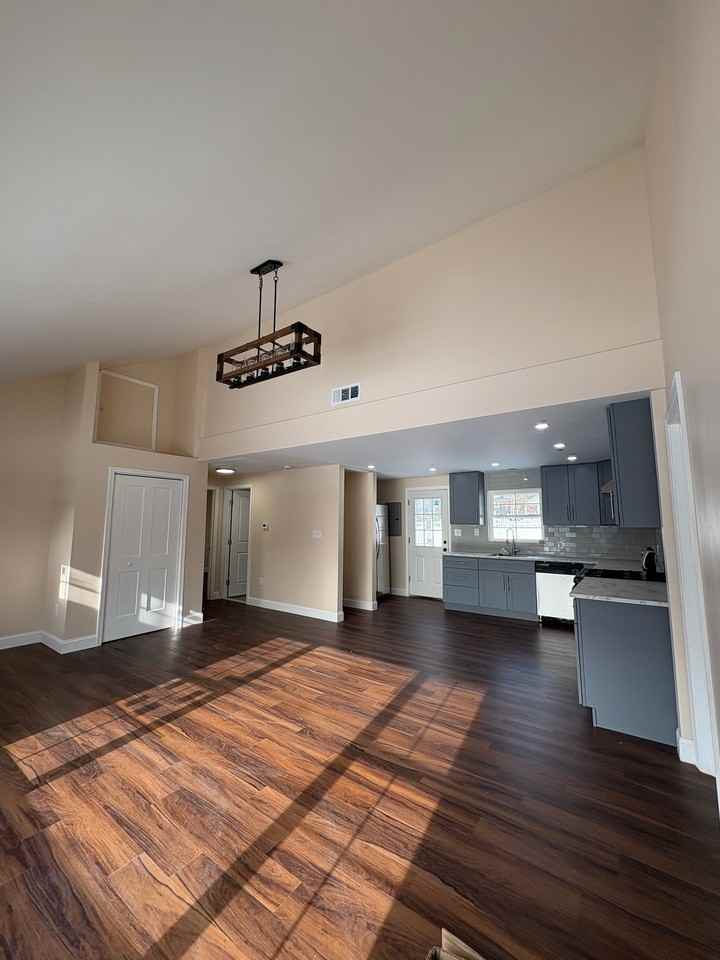 516 Delaware Ave #NA - Photo 4 of 20