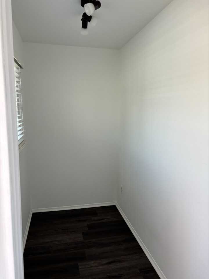 620 Nahma Ave #620 - Photo 6 of 21