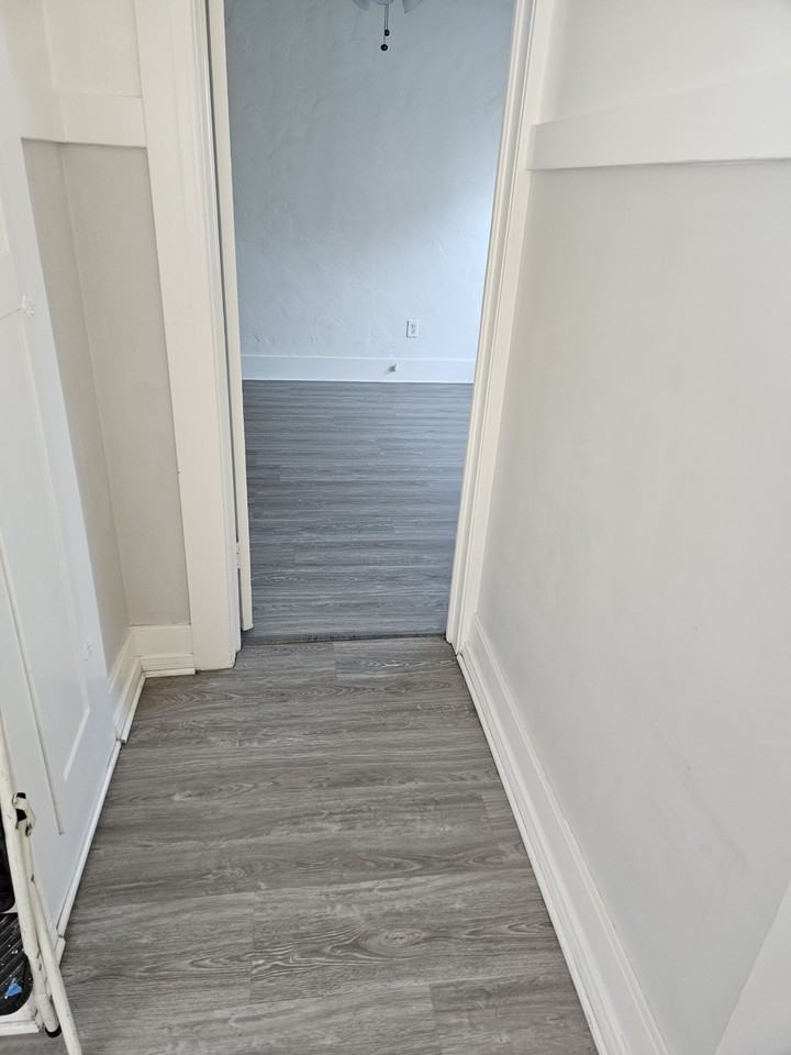 606 F St #NA - Photo 2 of 12