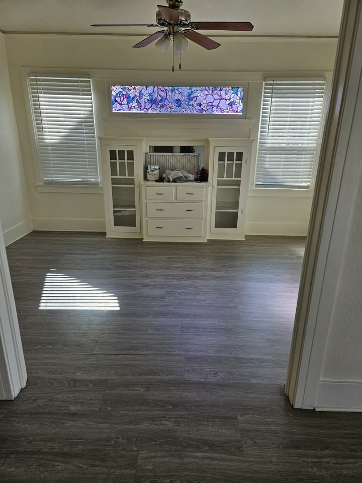 606 F St #NA - Photo 6 of 12