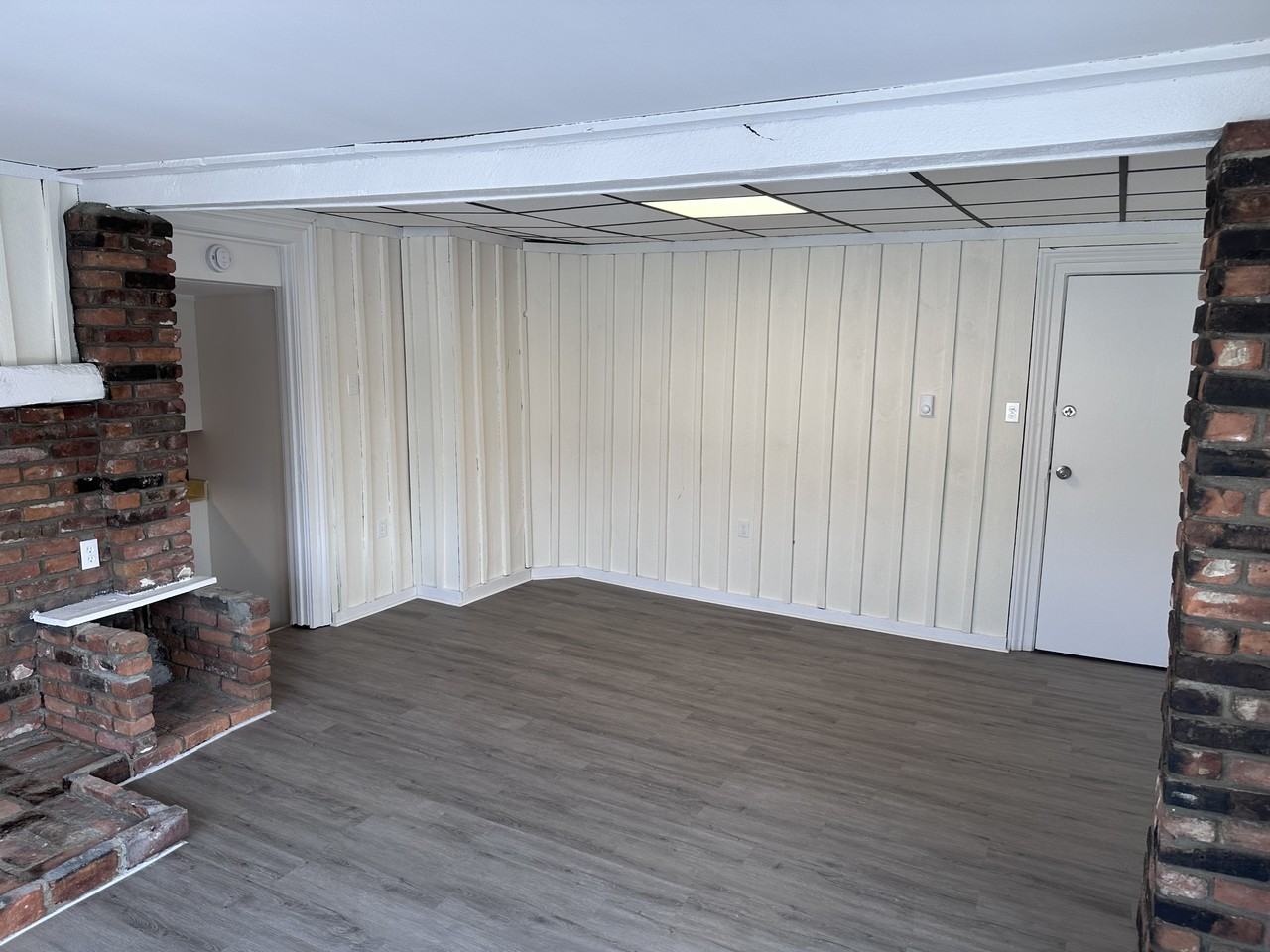 10 E Washington St #5 - Photo 2 of 11