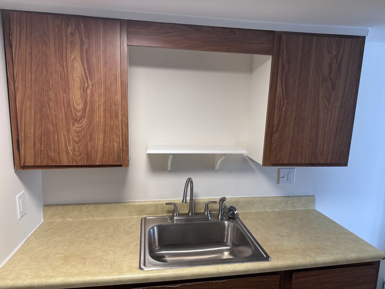 10 E Washington St #5 - Photo 6 of 11