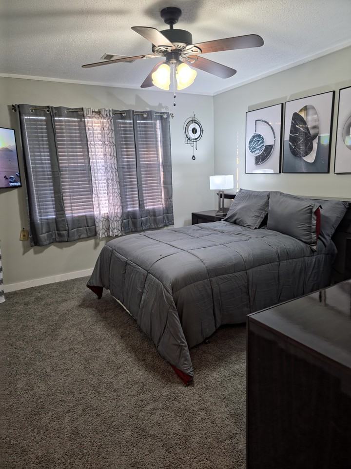 1555 Lyons Center Rd #NA - Photo 6 of 14