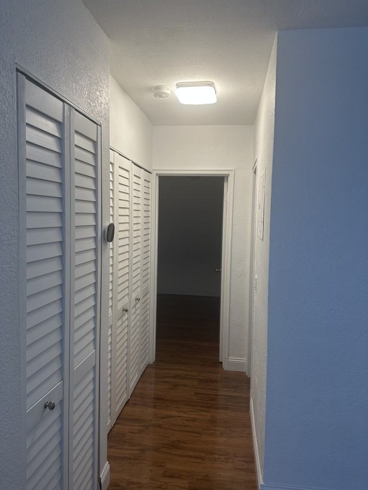 210 Mendoza Ave #1 - Photo 2 of 13