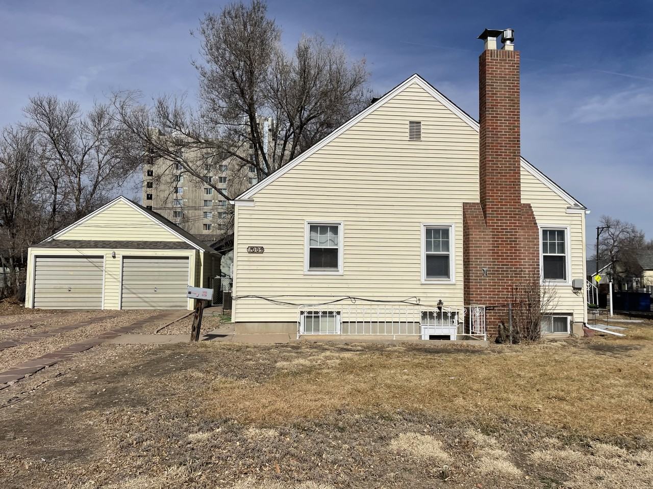 1327 10th Ave #NA - Photo 5 of 5