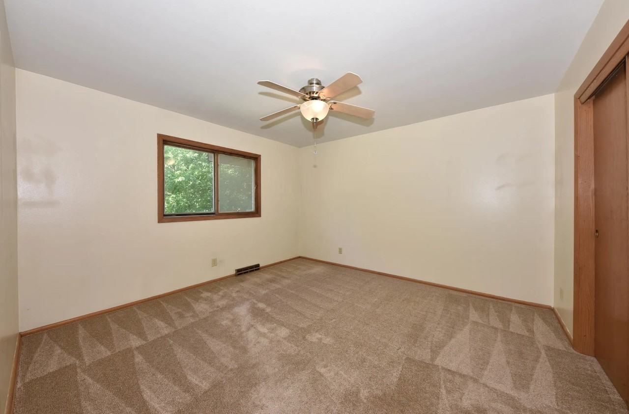 W166N9108 Grand Ave #3 - Photo 5 of 7