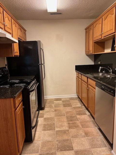 210 Spring St #F2 - Photo 4 of 8