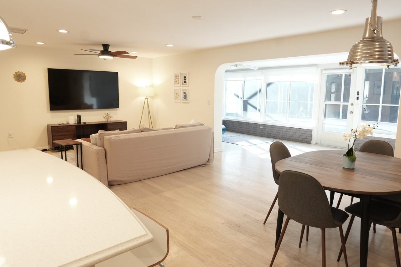 2412 Clematis St #NA - Photo 4 of 28