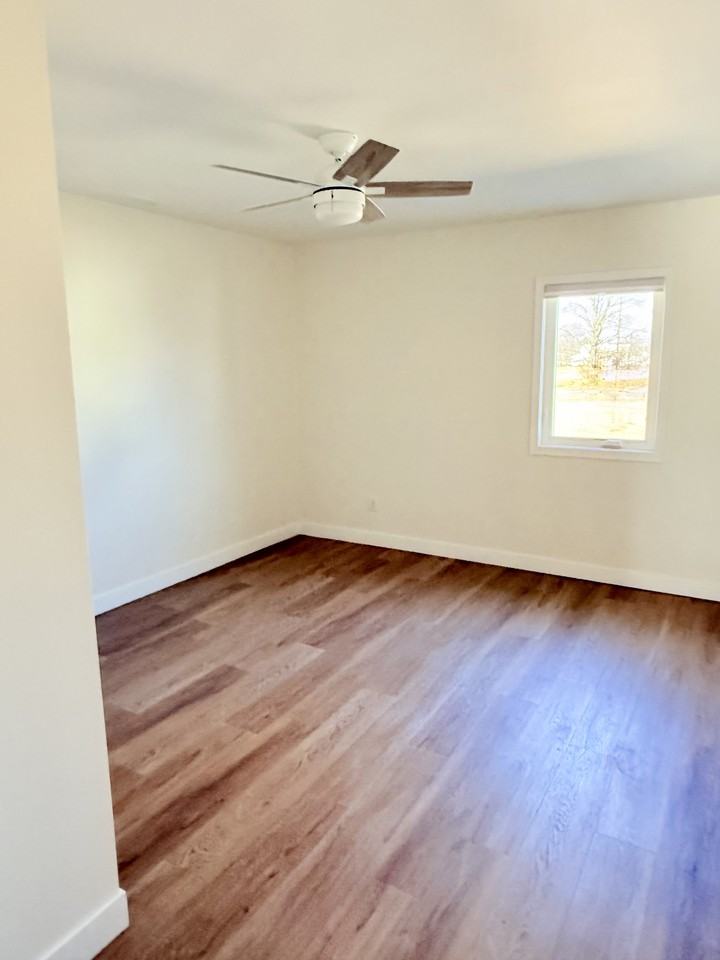 420 Minneopa Ave #201 - Photo 7 of 12