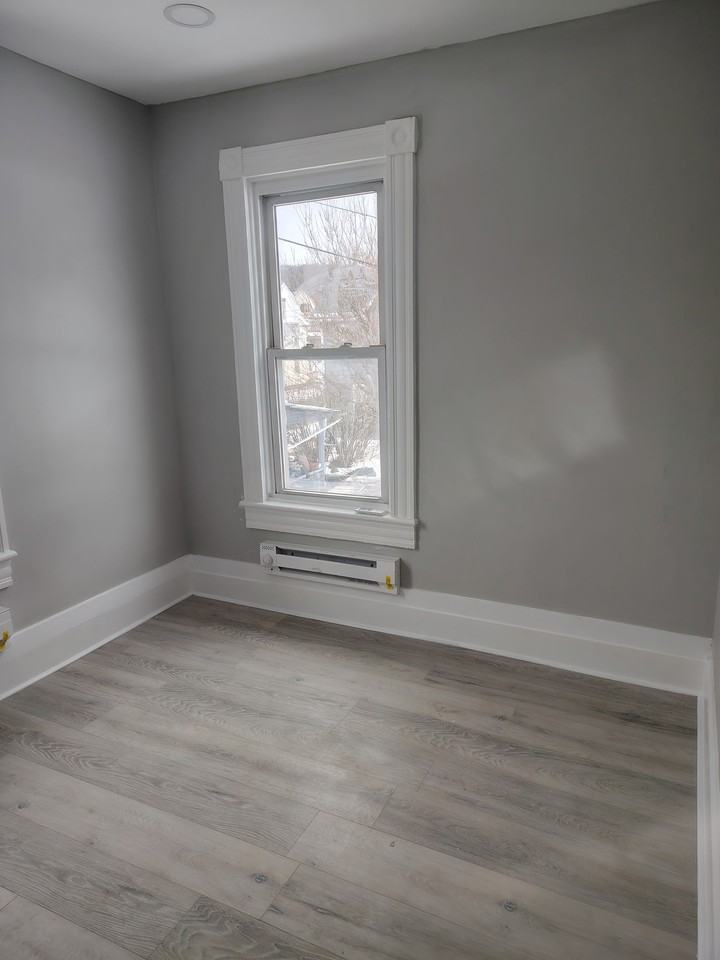 604 Highland Ave #604 - Photo 6 of 16