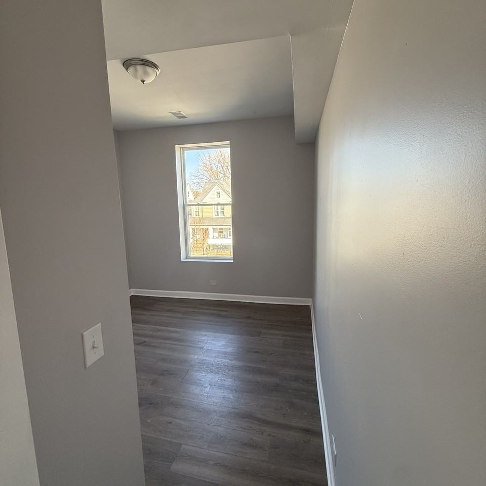 7052 S Normal Blvd #2 - Photo 5 of 15