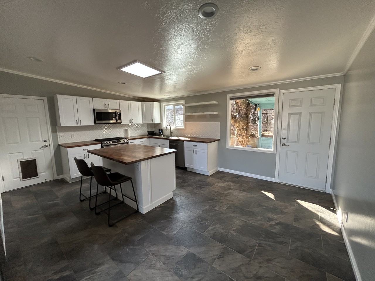 1423 W 4180 S #NA - Photo 4 of 15