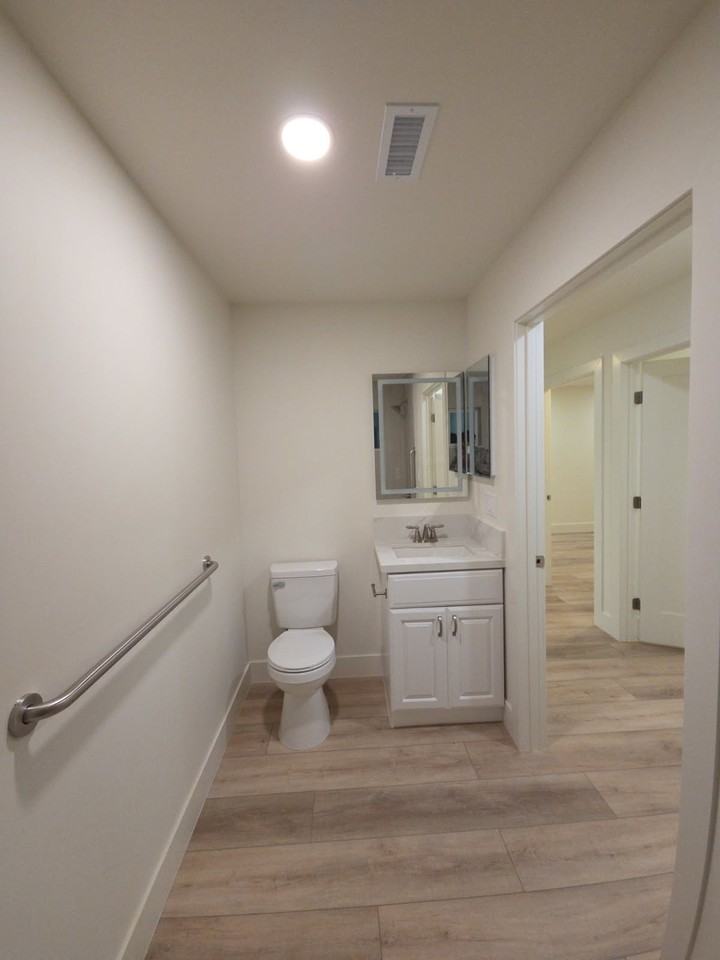 1055 Via Esmeralda #NA - Photo 6 of 9